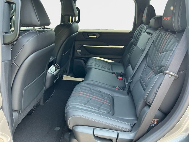 2025 Nissan Armada PRO-4X - Photo 15