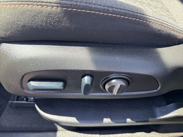 2022 Chevrolet Equinox LT - Photo 14