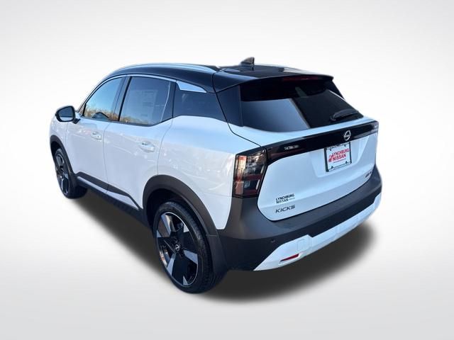 2026 Nissan Kicks SR photo 2