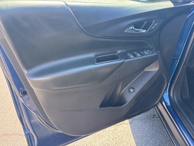 2022 Chevrolet Equinox LT - Photo 13