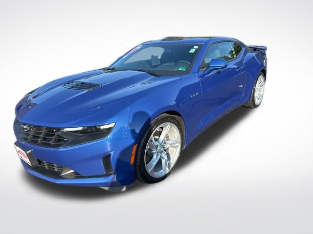 2024 Chevrolet Camaro LT1 photo 2