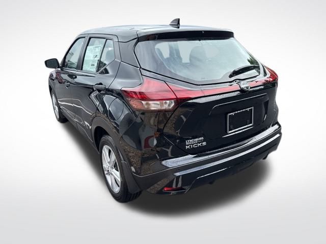 2025 Nissan Kicks Play S photo 2