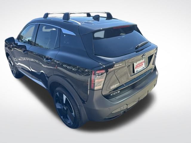 2026 Nissan Kicks SR photo 3