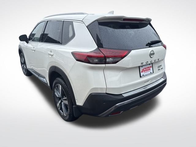 2023 Nissan Rogue SL photo 3