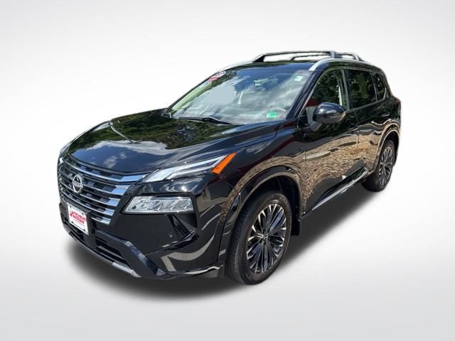 2024 Nissan Rogue Platinum photo 2