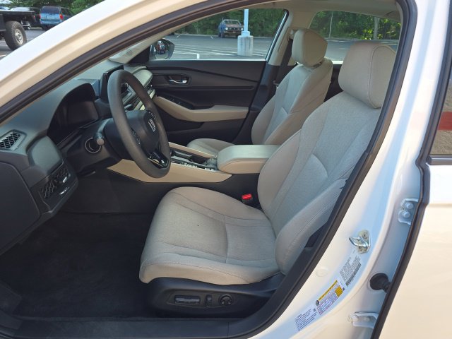 2024 Honda Accord EX - Photo 12