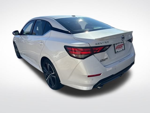 2022 Nissan Sentra SR photo 3