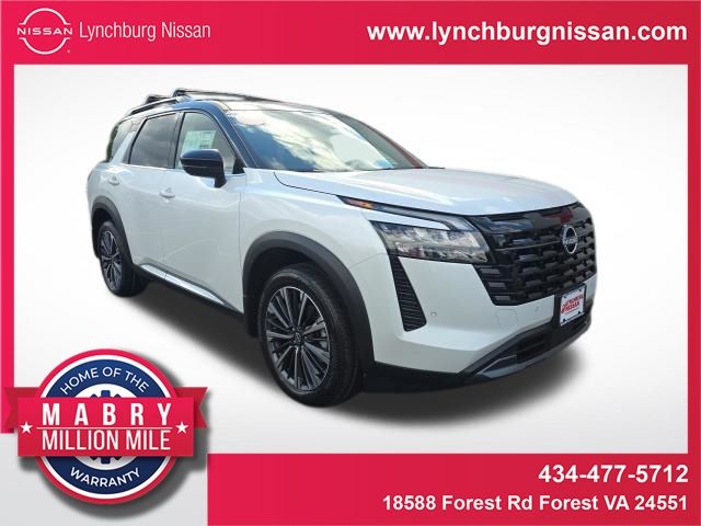 2026 Nissan Pathfinder Platinum 4WD's photo