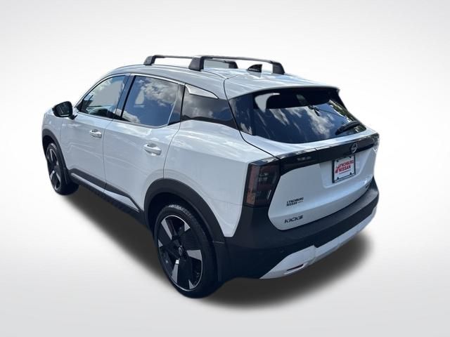 2026 Nissan Kicks SR photo 3
