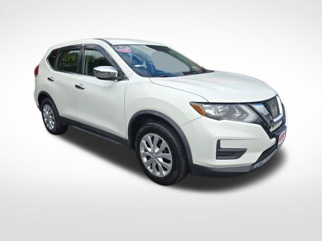 Used 2017 Nissan Rogue S with VIN KNMAT2MV9HP576895 for sale in Forest, VA
