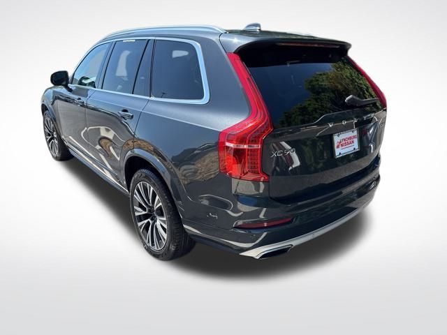 2021 Volvo XC90 T5 Momentum photo 3