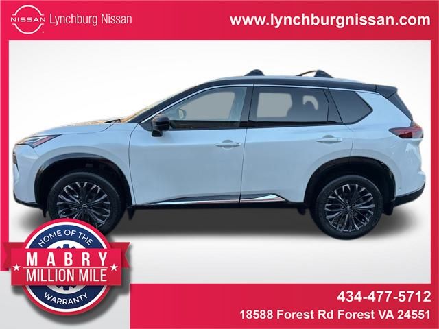 2026 Nissan Rogue Platinum's photo