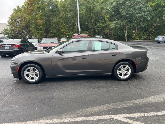 Used 2022 Dodge Charger SXT with VIN 2C3CDXBG9NH178551 for sale in Forest, VA