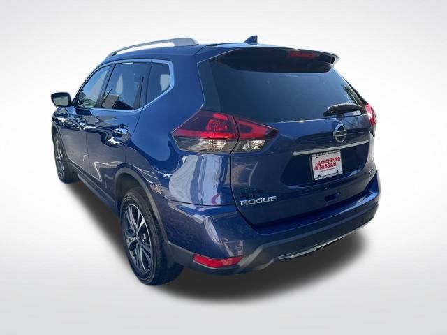 2019 Nissan Rogue SV photo 3
