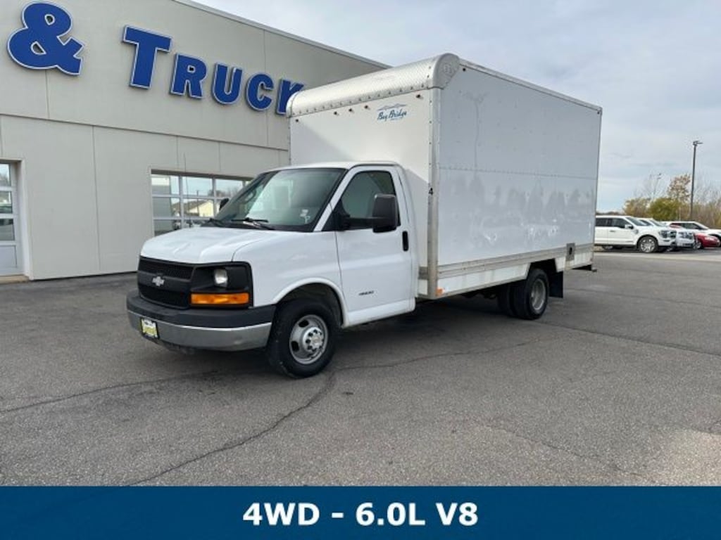 Used 2016 Chevrolet Express 4500 Base Truck
