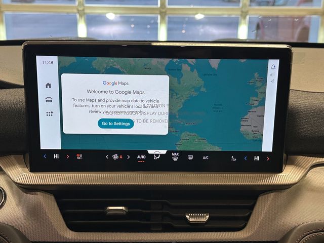 2026 Ford Explorer photo 2