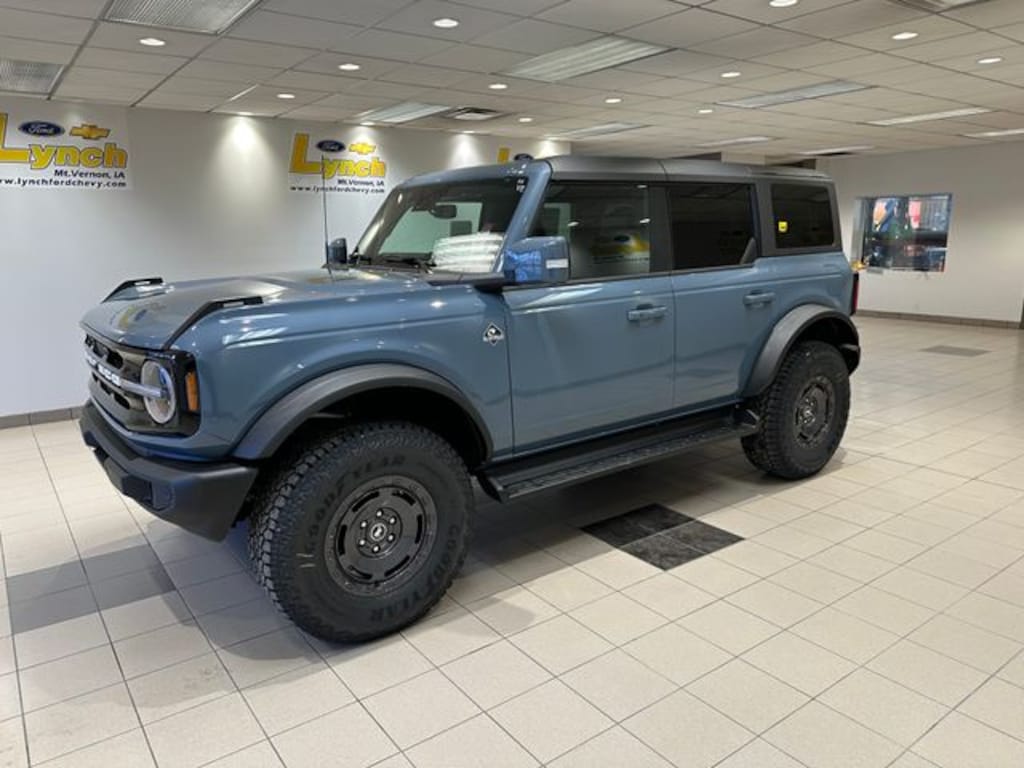 New 2025 Ford Bronco Outer Banks SUV