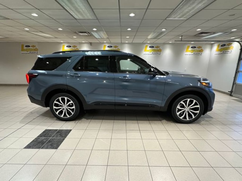 New 2026 Ford Explorer ST-Line SUV