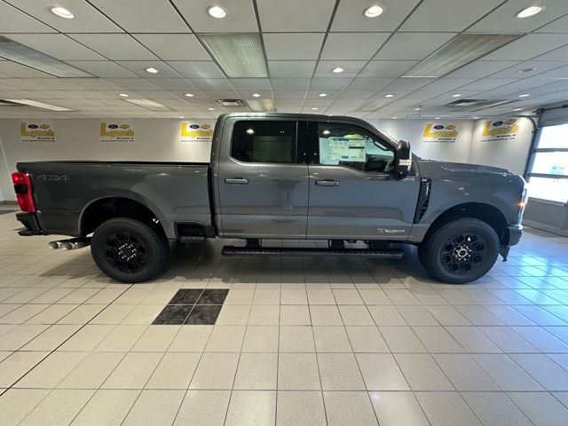 2026 Ford F-250 XLT photo 3