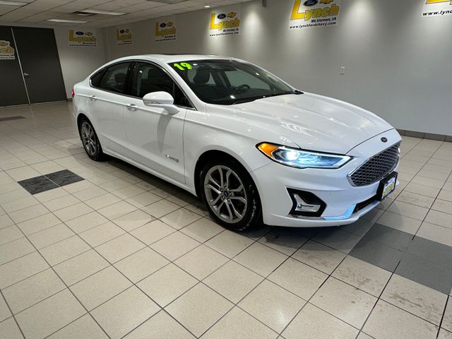 2019 Ford Fusion Hybrid Titanium's photo