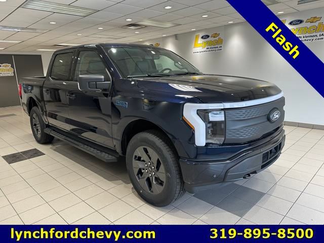 2025 Ford F-150 Lightning Flash's photo