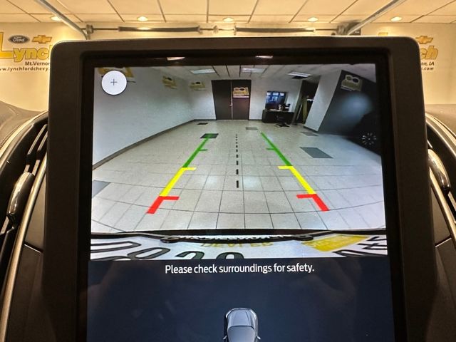 2023 Ford Edge SEL photo 4