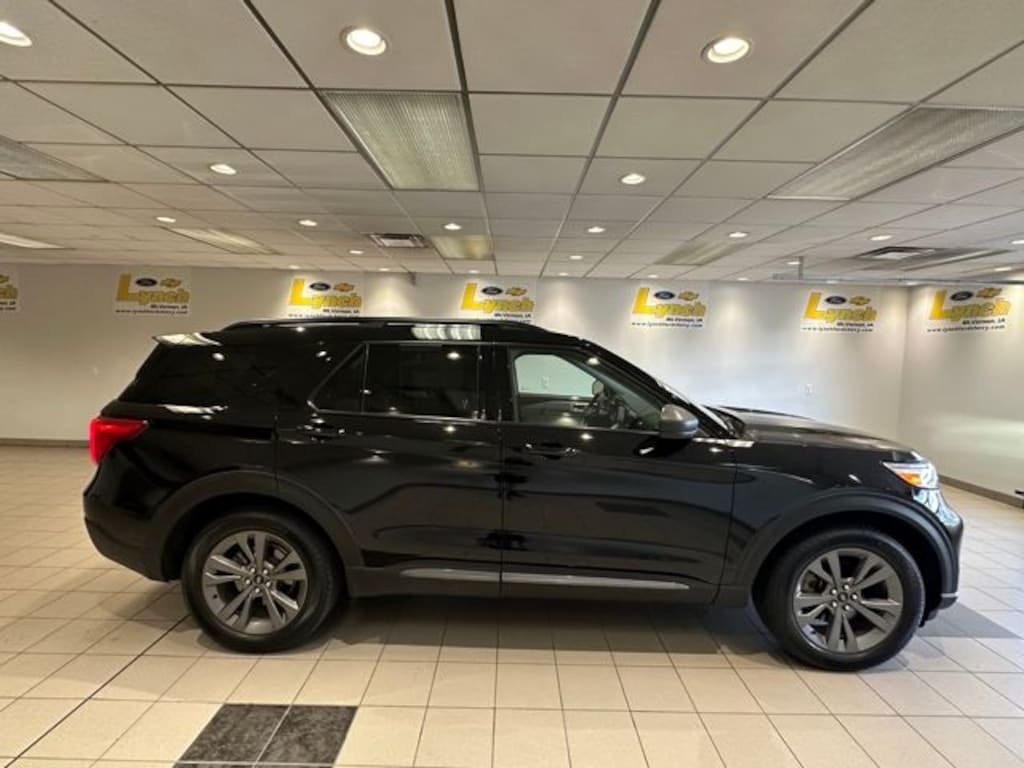 Used 2021 Ford Explorer XLT SUV