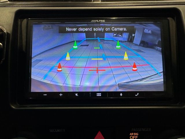 2014 Toyota Camry SE photo 4