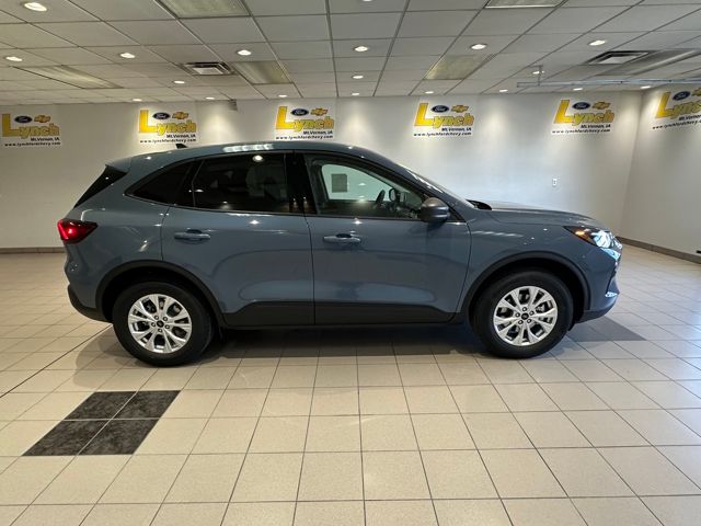 2026 Ford Escape Active photo 3