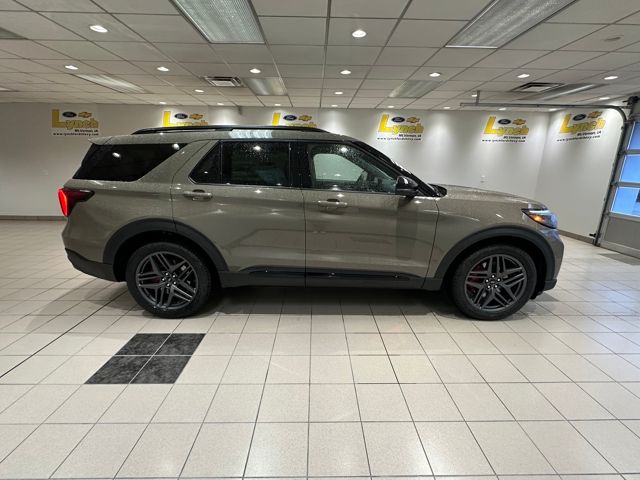 2026 Ford Explorer ST photo 3