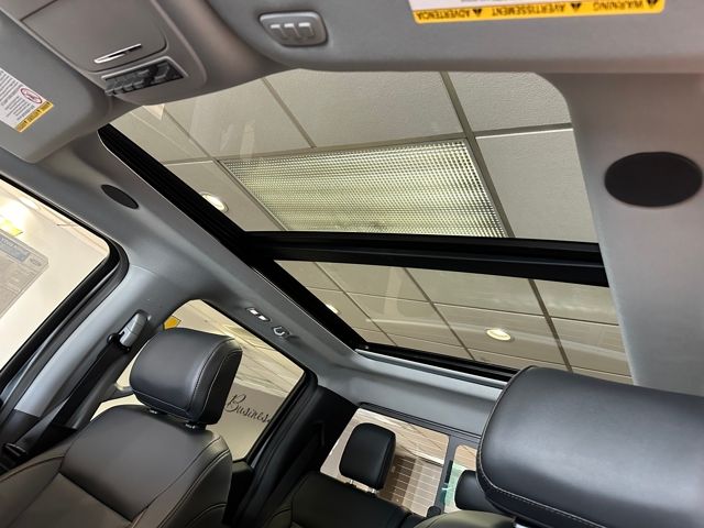 2026 Ford F-250 Lariat photo 3