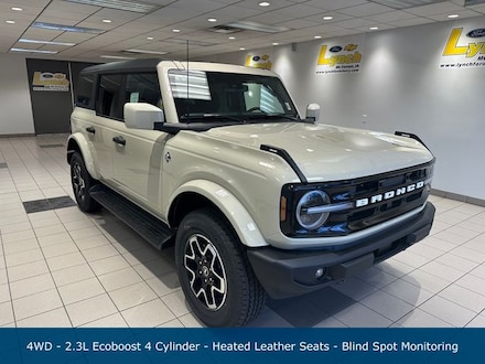 2026 Ford Bronco Outer Banks SUV