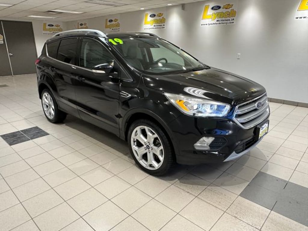 Used 2019 Ford Escape Titanium SUV