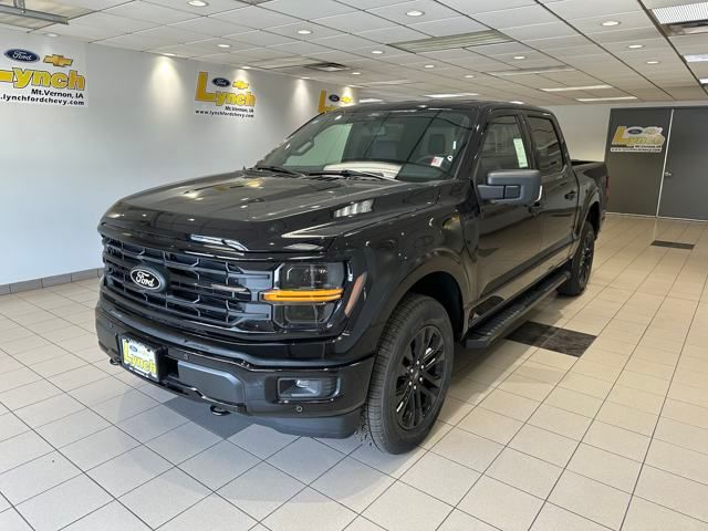 2025 Ford F-150 XLT photo 2