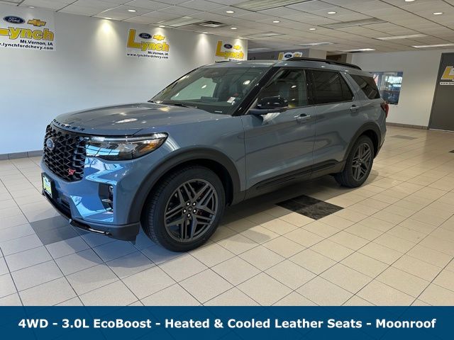2025 Ford Explorer ST photo 2