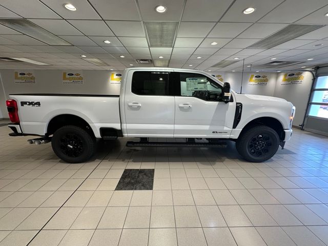 2026 Ford F-250 Lariat photo 3