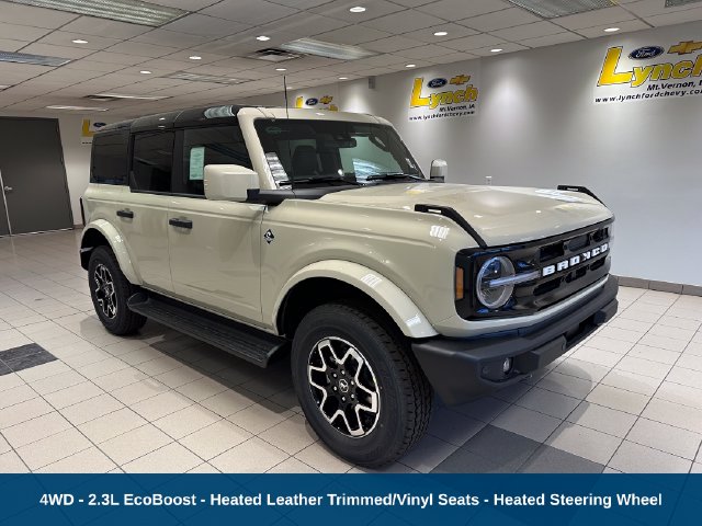 2026 Ford Bronco Outer Banks SUV