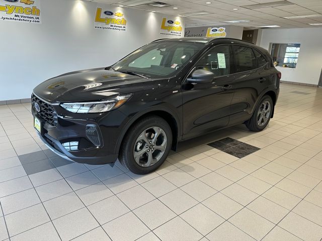 2025 Ford Escape ST-Line photo 2