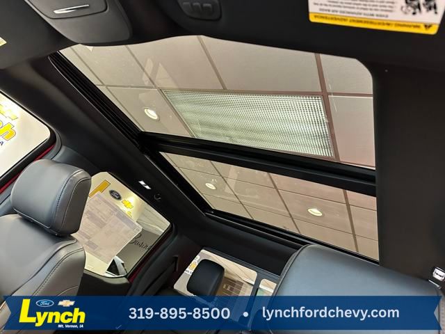 2025 Ford F-150 Lariat photo 4