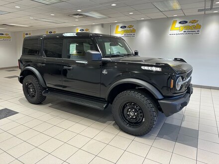 2026 Ford Bronco Outer Banks SUV