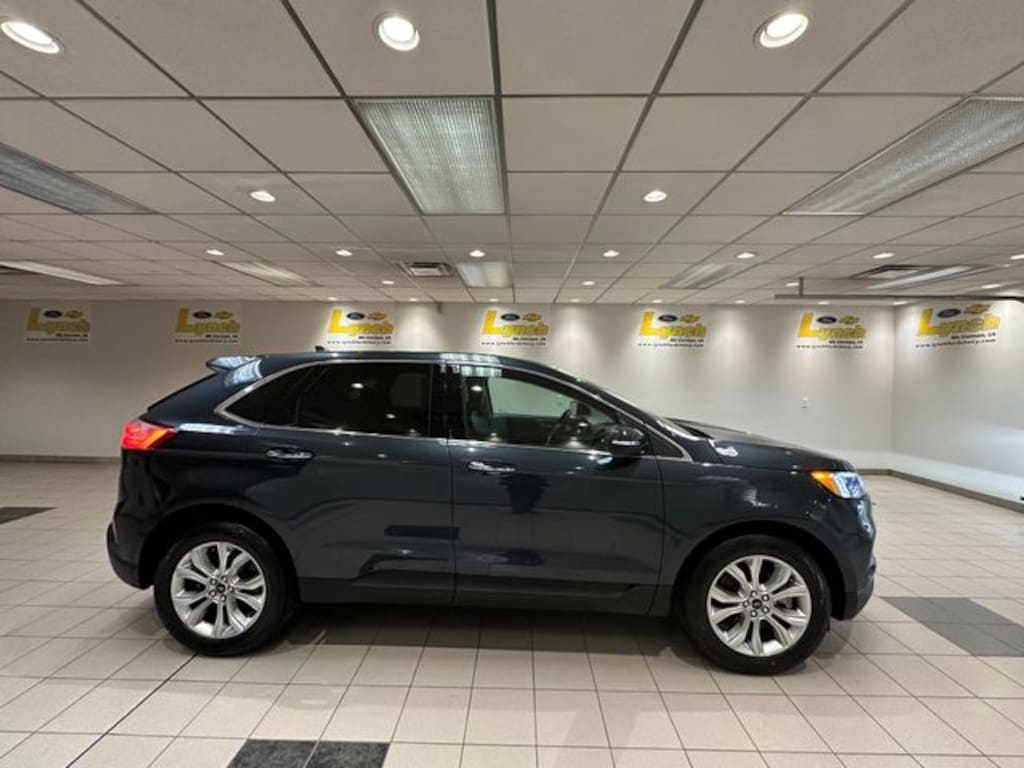 Used 2024 Ford Edge Titanium SUV