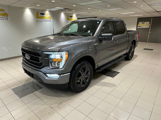 2023 Ford F-150 XLT photo 2