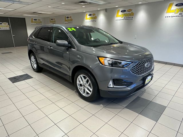 2024 Ford Edge SEL AWD's photo