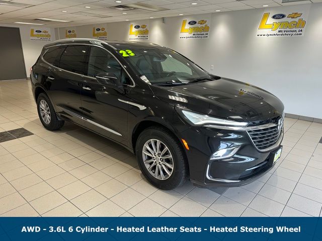 2023 Buick Enclave Essence's photo