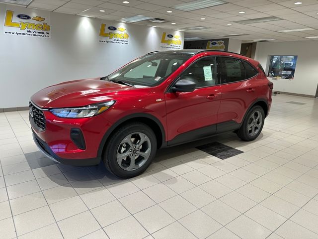 2026 Ford Escape ST-Line photo 2