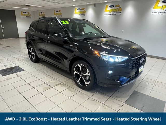 2023 Ford Escape ST-Line Select's photo