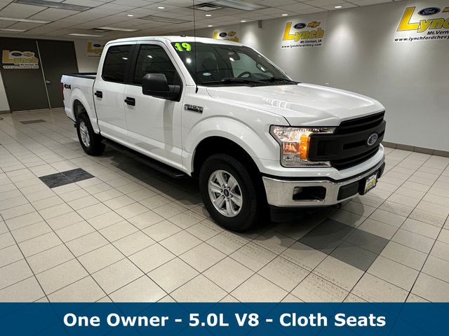 2019 Ford F-150 XL's photo