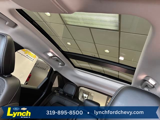 2025 Ford Escape Base photo 4