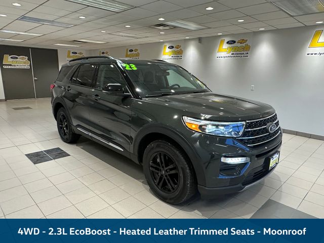 2023 Ford Explorer XLT's photo
