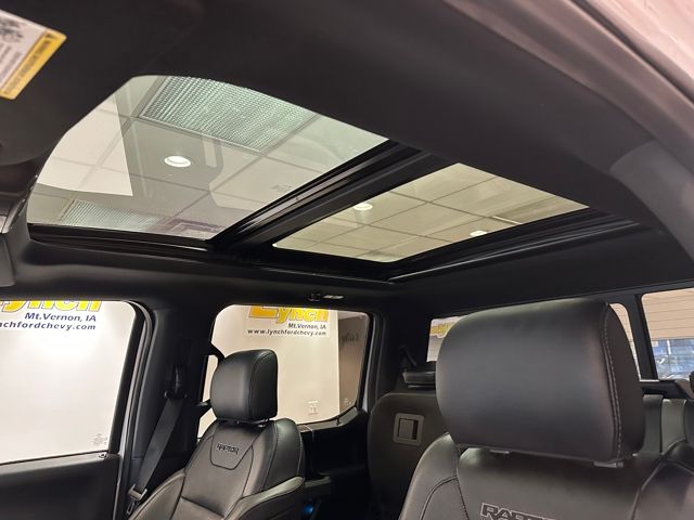 2018 Ford F-150 Raptor photo 3